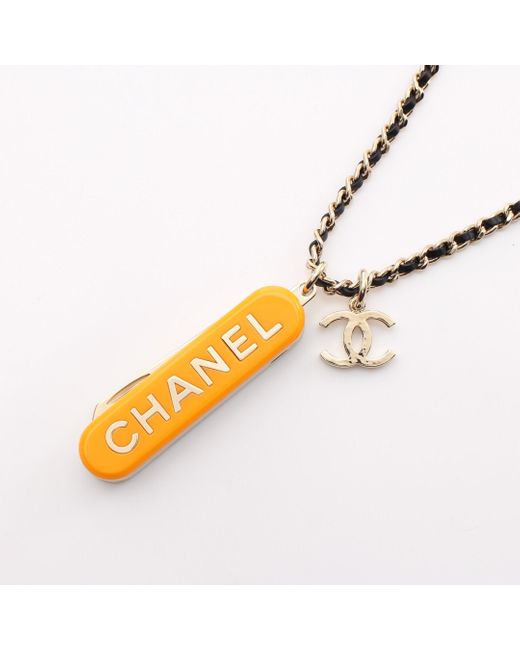 Chanel Metallic Necklace Gp Leather Gold Logo Comb B22k