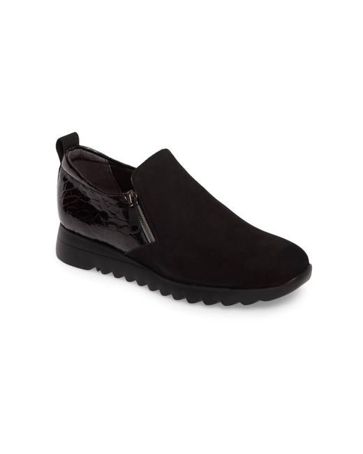 Munro Black Kit Side Zippers Loafer