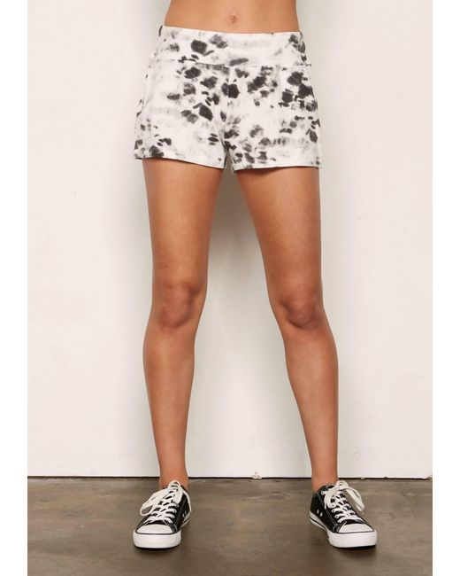 Tart Collections White 2 Pack Short Set