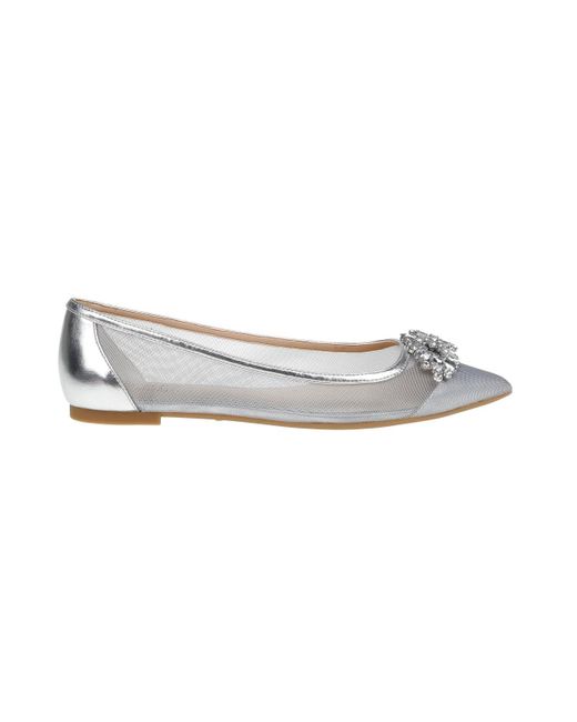 badgley mischka gigi flats