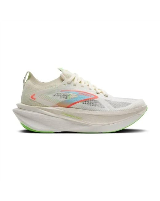 Brooks White Hyperion Max 3 Running Shoes for men