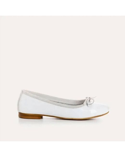 Reqins White Carmen Flats