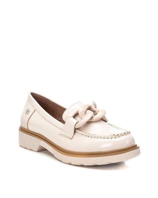 Xti White Moccasins By
