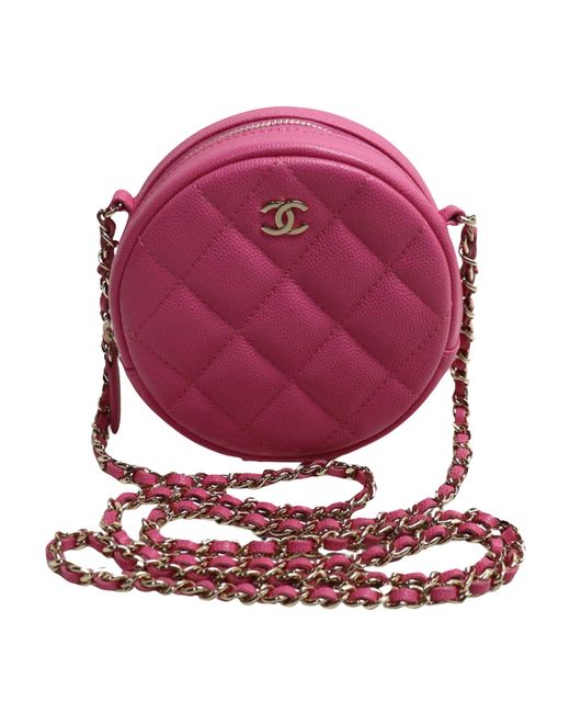 Chanel Red Matelassé Leather Shoulder Bag (pre-owned)