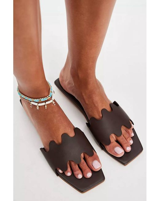 Kaanas Multicolor Mallawi Wavy Square Toe Slide