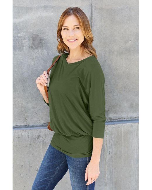 TRUEDAMES Women's Green Basic Bae Full Size Round Neck Batwing Sleeve Blouse