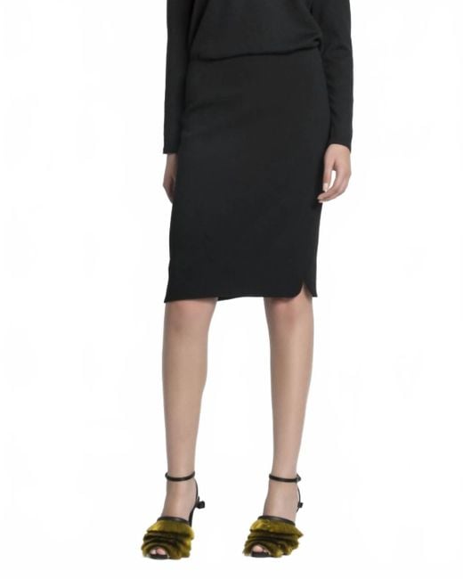 Luisa Cerano Black Straight-Cut Pencil Skirt