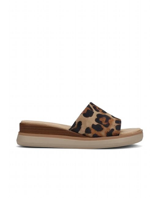 Vaneli Brown Honna Sandal