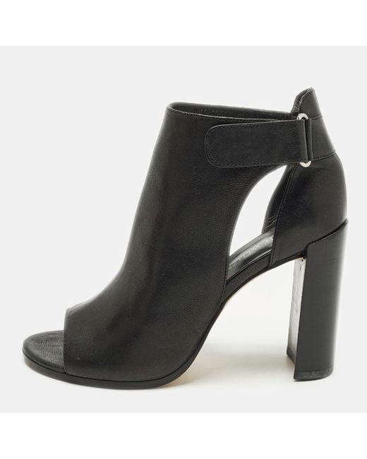 Stuart Weitzman Black Openhouse