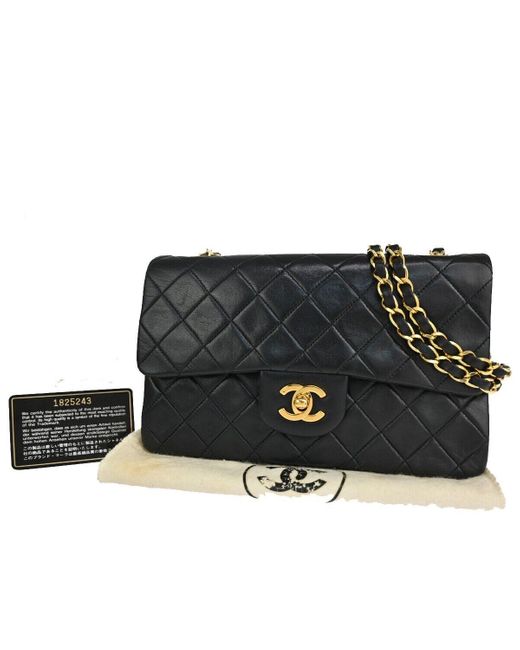 Chanel Black Timeless/classique Leather Shoulder Bag (pre-owned)