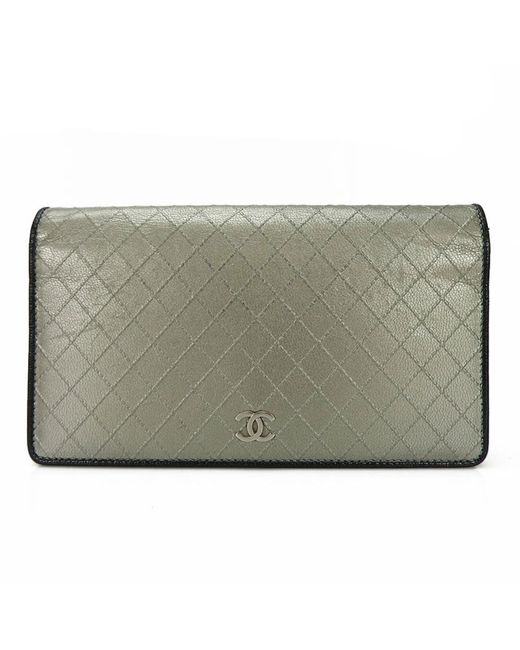 Chanel Green Logo Cc Leather Wallet (pre-owned)