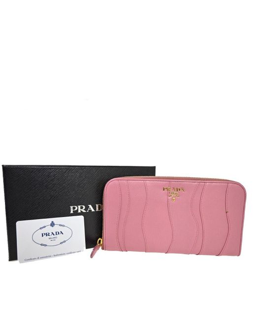 Prada Pink Leather Wallet (pre-owned)