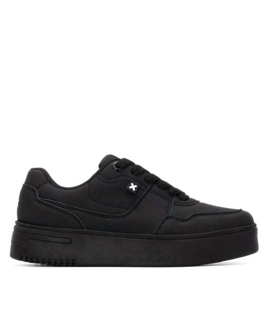 Xti Black 144535 Round Toe Sneakers