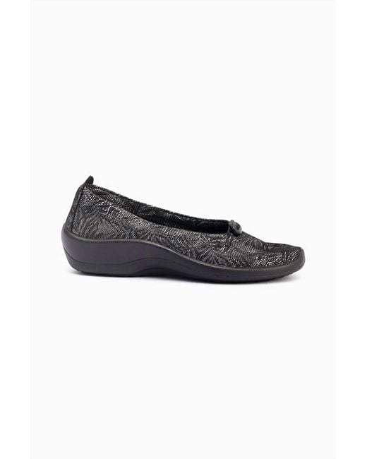 Arcopedico Black Cabrera Flat