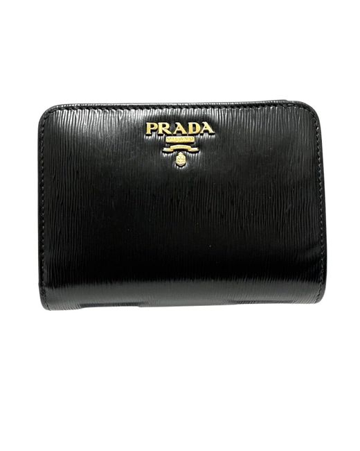 Prada Saffiano Leather Wallet pre owned in Black Lyst