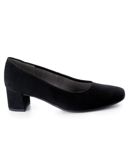 Ara Black Maria Pump