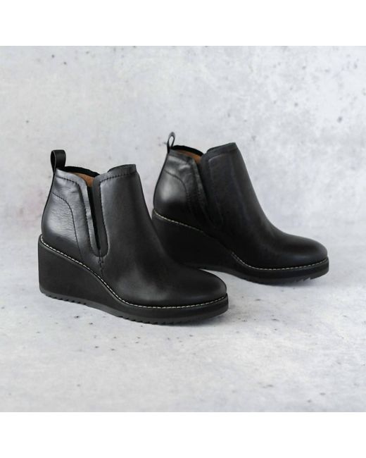 Söfft Black Emeree Bootie