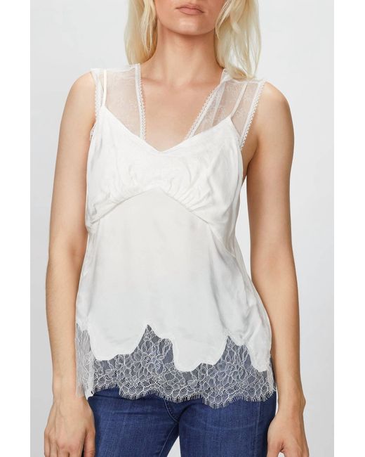 Goen.J White Double Layered Lace Trimmed Camisole