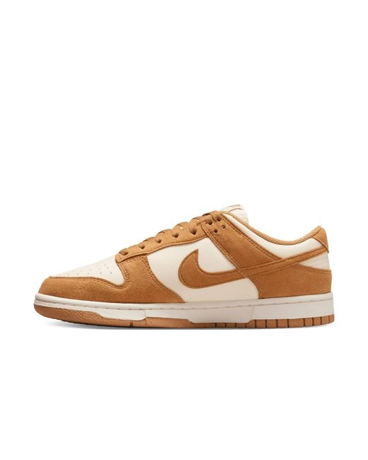 Nike Brown Dunk Low Sneakers