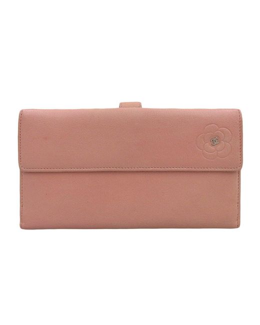 Chanel Pink Camélia Leather Wallet (pre-owned)