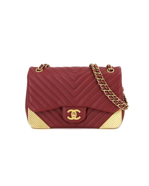 Chanel Red Chevron Leather Shoulder Bag (pre-owned)