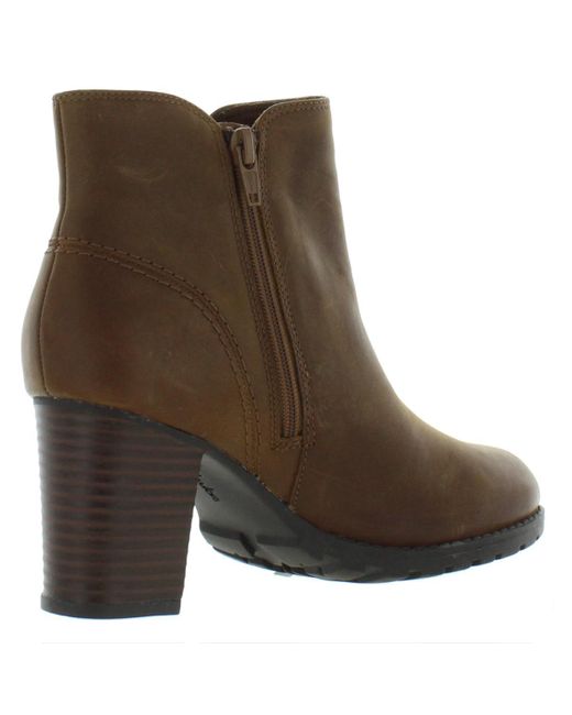 Clarks Verona Trish Leather Round Toe Ankle Boots in Brown | Lyst