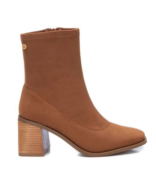 Xti Brown Ankle Booties