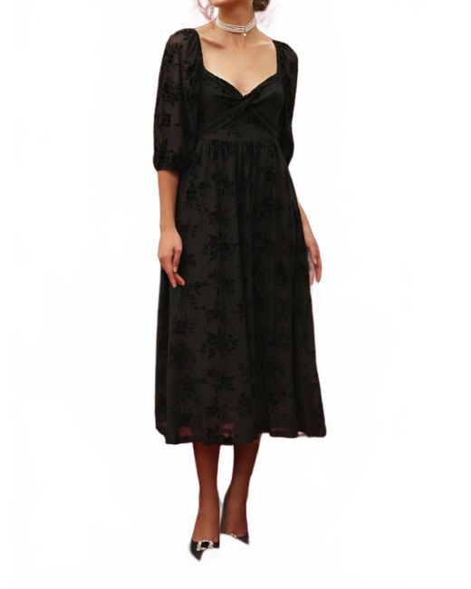Blu Pepper Women's Black Floral Velvet Holiday Dress