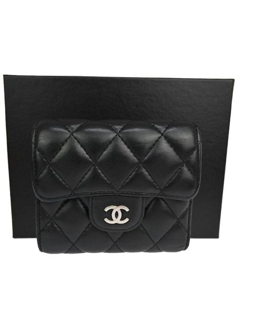 Chanel Black Classic Flap Leather Wallet (pre-owned)