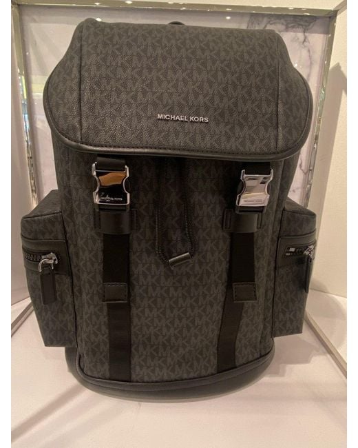 michael kors cooper commuter slingpack