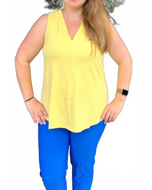 Lulu-B White Sleeveless V-Neck Top