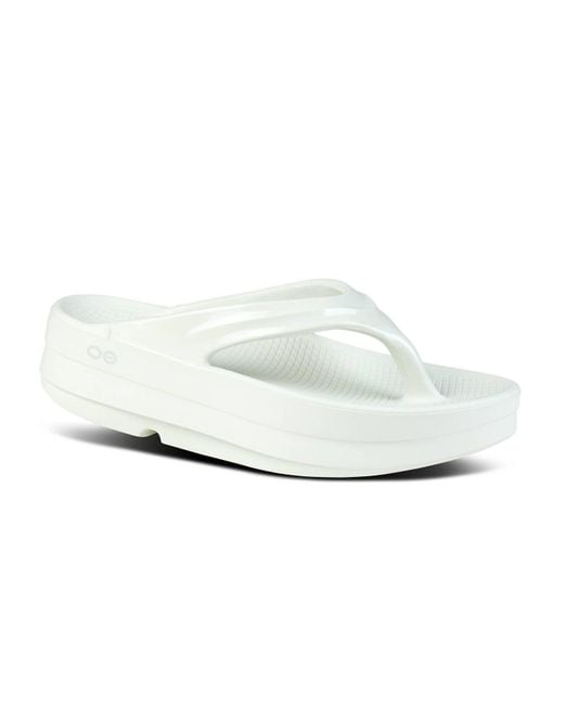 OOFOS White Oomega Thong