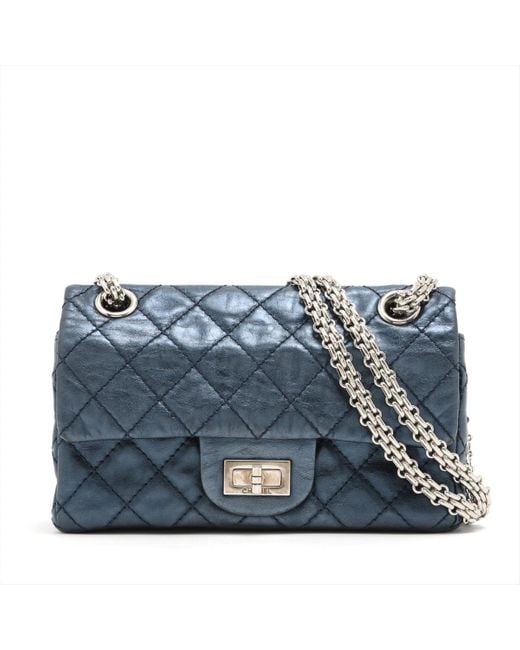 Chanel Flap Bag Leather Shoulder Bag (pre-owned) in Blue