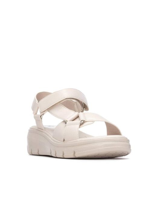 Xti Natural Ankle Strap Sandals