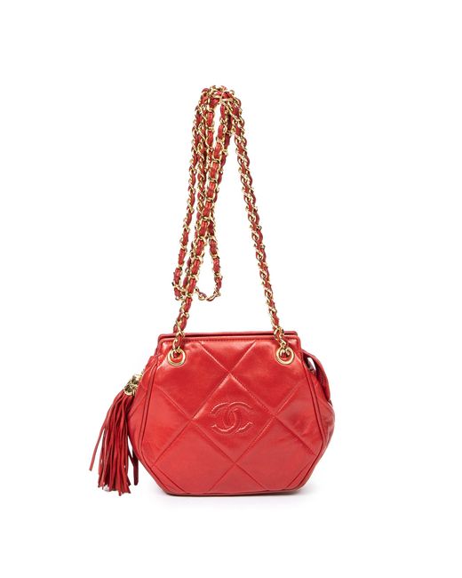 chanel #bag #vintage #vintagechanel #red #tassel #tasselbag #gold
