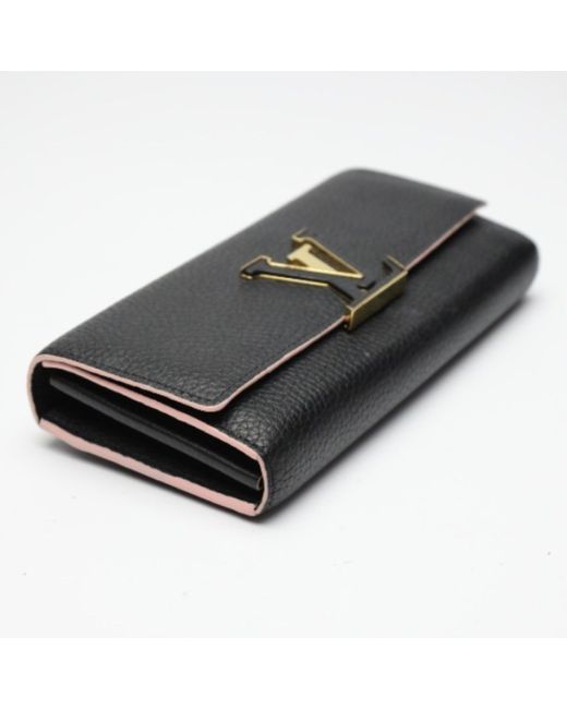 Louis Vuitton Black Capucines Leather Wallet (pre-owned)