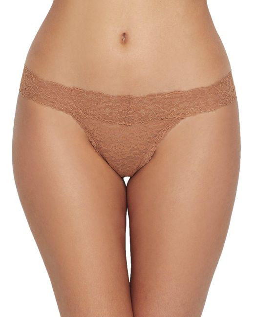 Maidenform Natural Sexy Must Have Lace Thong