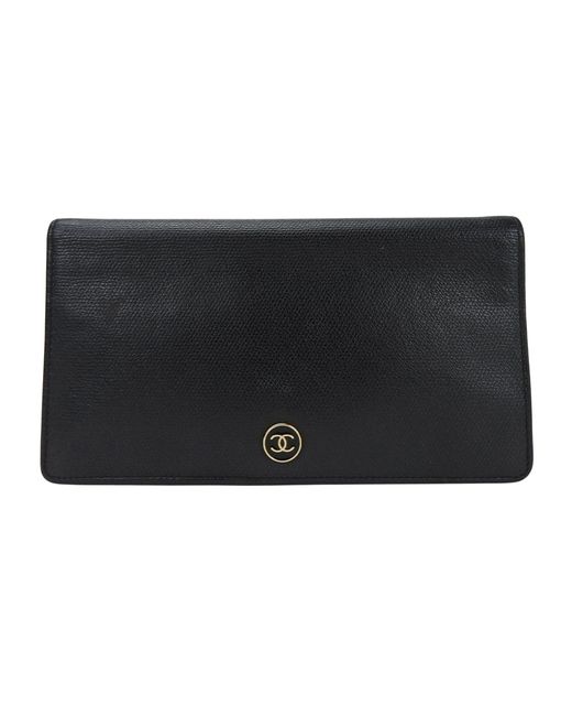 Chanel Black Coco Button Leather Wallet (pre-owned)