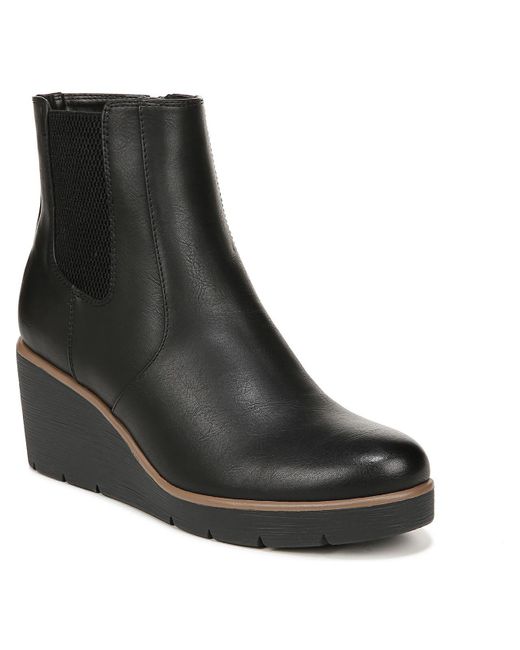 SOUL Naturalizer Black Faux Leather Almond Toe Ankle Boots