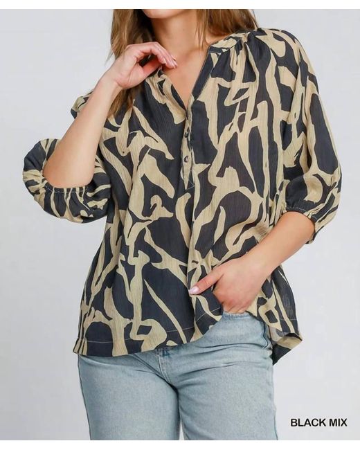 Umgee Gray Two Tone Abstract Print Blouse