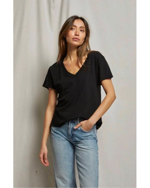 PERFECTWHITETEE Black Hendrix Basic V Neck Tee