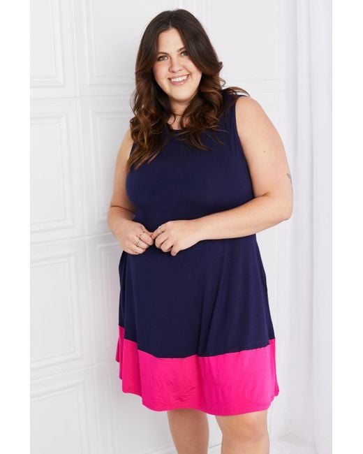 TRUEDAMES Multicolor Yelete Full Size Two-Tone Sleeveless Mini Dress With Pockets