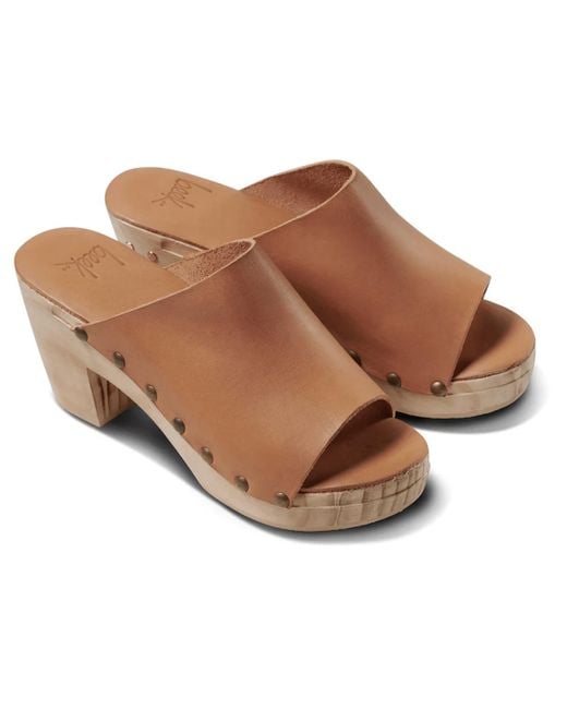 Beek Brown Peacock Sandal