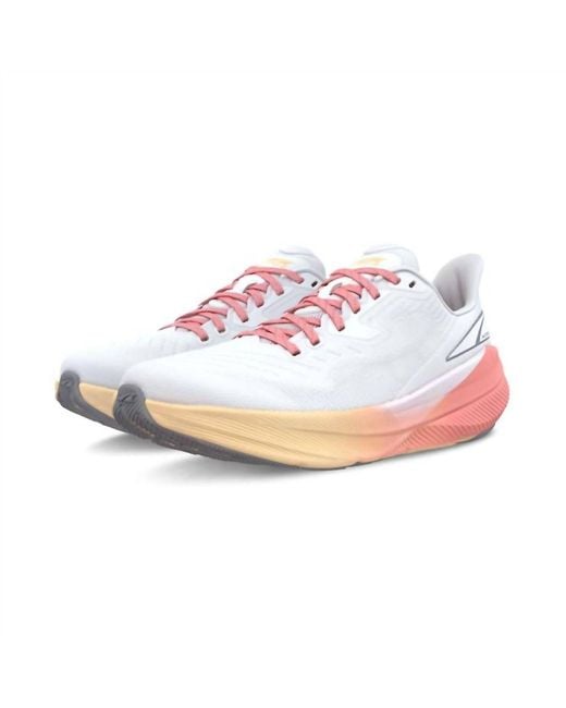 Altra White Experience Flow Shoe
