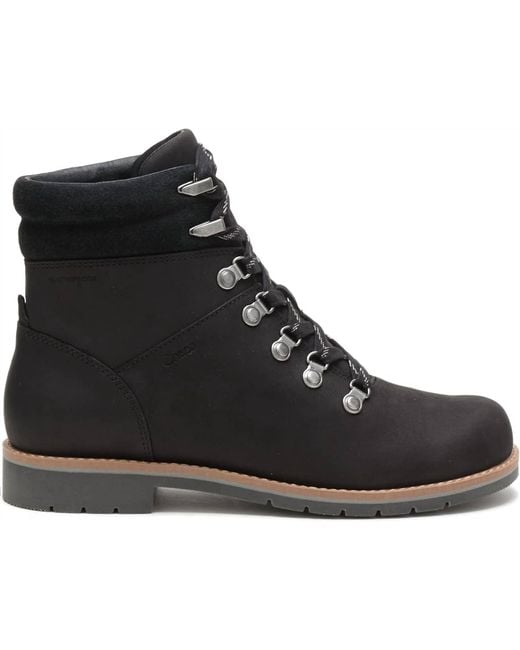 Chaco Black Cataluna Boots