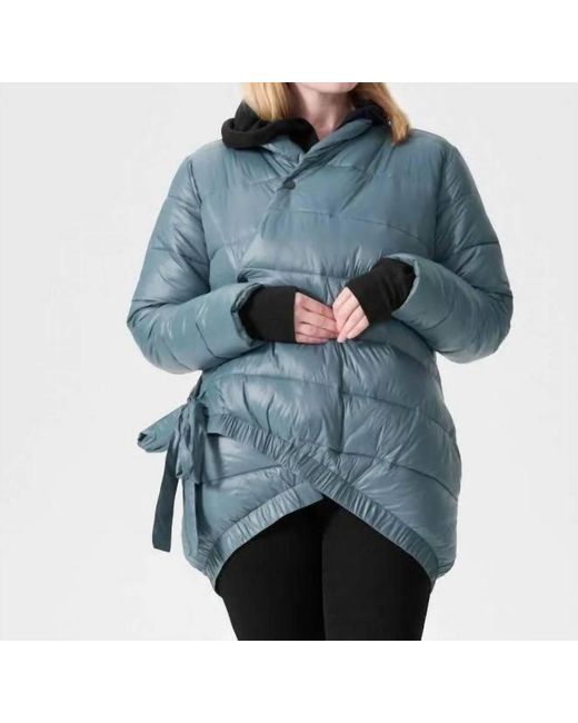 UNIVERSAL STANDARD Blue Kanda Puffer 2 Jacket