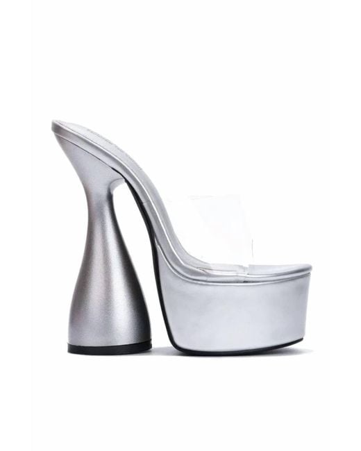 Cape Robbin White Inji Thick Platform Heels