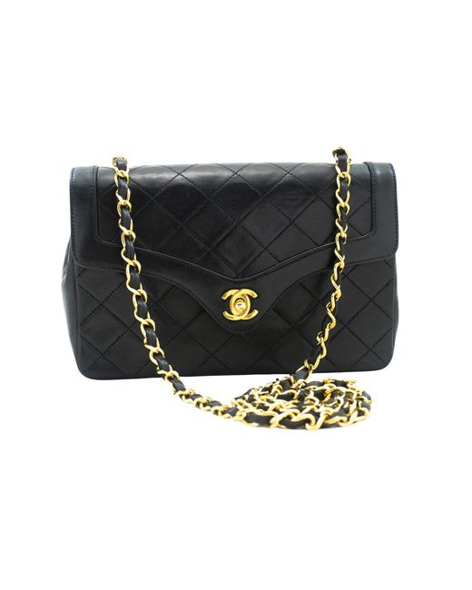 Chanel Black Double Flap Leather Shoulder Bag (pre-owned)