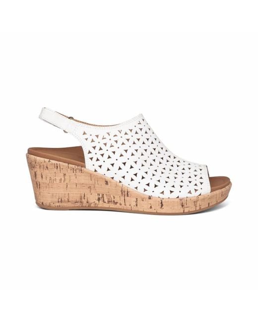 Aetrex White Cassidy