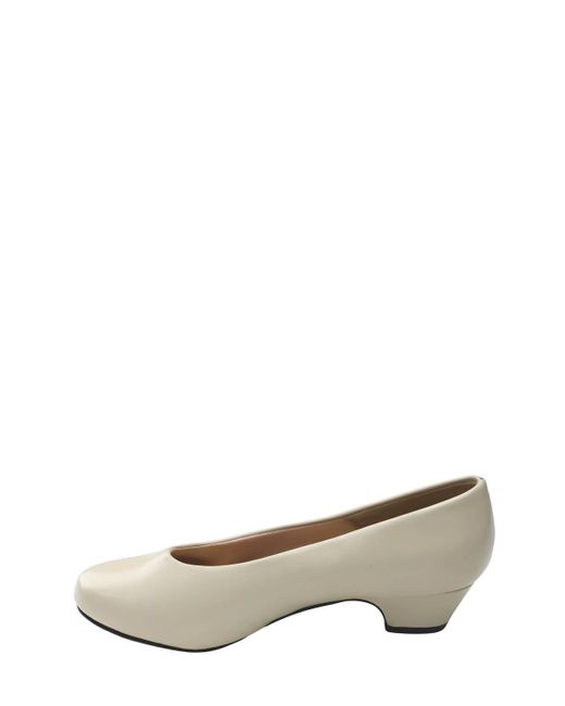 Hush Puppies Natural Angel Leather Pump - Narrow Width In Bone